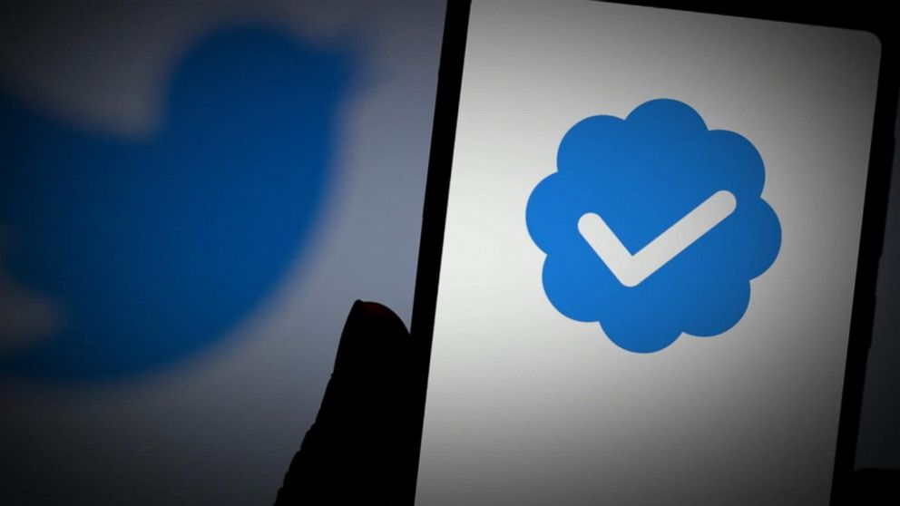 Twitter subscription service relaunches | GMA