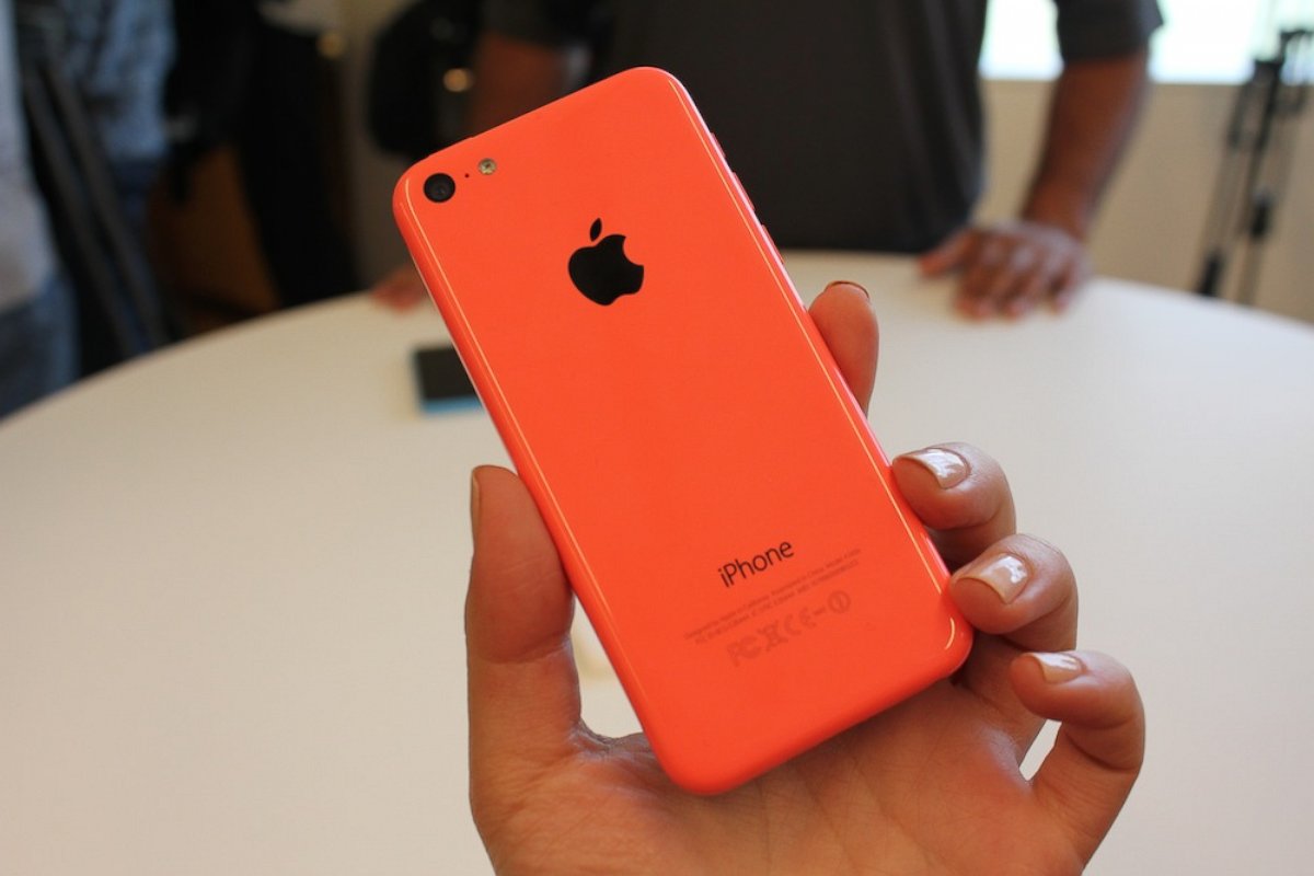 PHOTO: iPhone5C