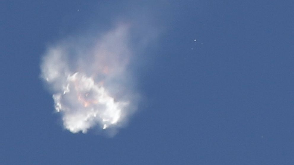 PHOTO: The SpaceX Falcon 9 rocket and Dragon spacecraft breaks apart shortly after liftoff at the Cape Canaveral Air Force Station in Cape Canaveral, Fla., Sunday, June 28, 2015.