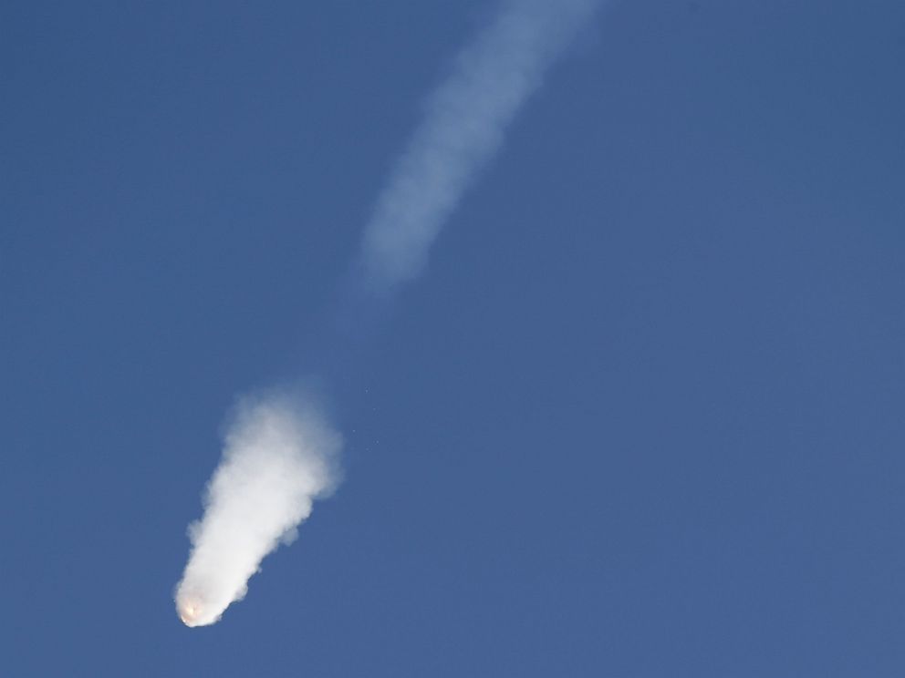 PHOTO: The SpaceX Falcon 9 rocket and Dragon spacecraft breaks apart shortly after liftoff from the Cape Canaveral Air Force Station in Cape Canaveral, Fla., Sunday, June 28, 2015. 