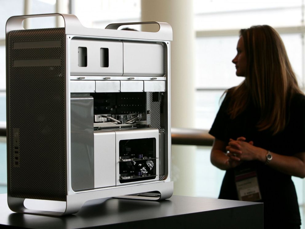 PHOTO: Developers Conference August 7, 2006 in San Francisco. Apple CEO Steve Jobs Kicked off the annual conference with announcements of the new Mac Pro desktop computer featuring Intel processors and Mac OSX Leopard operating system.