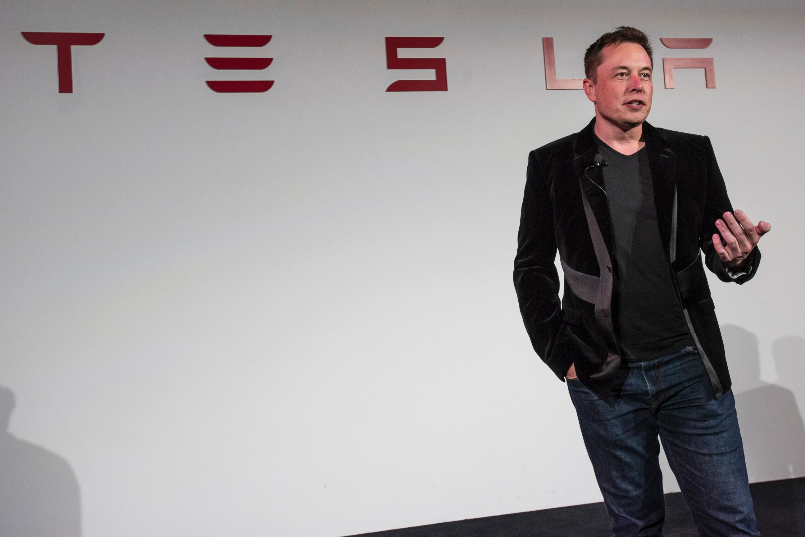PHOTO: Elon Musk, chairman and chief executive officer of Tesla Motors Inc., speaks during a news conference prior to unveiling the Model X sport utility vehicle (SUV) during an event in Fremont, Calif., on Sept. 29, 2015. 