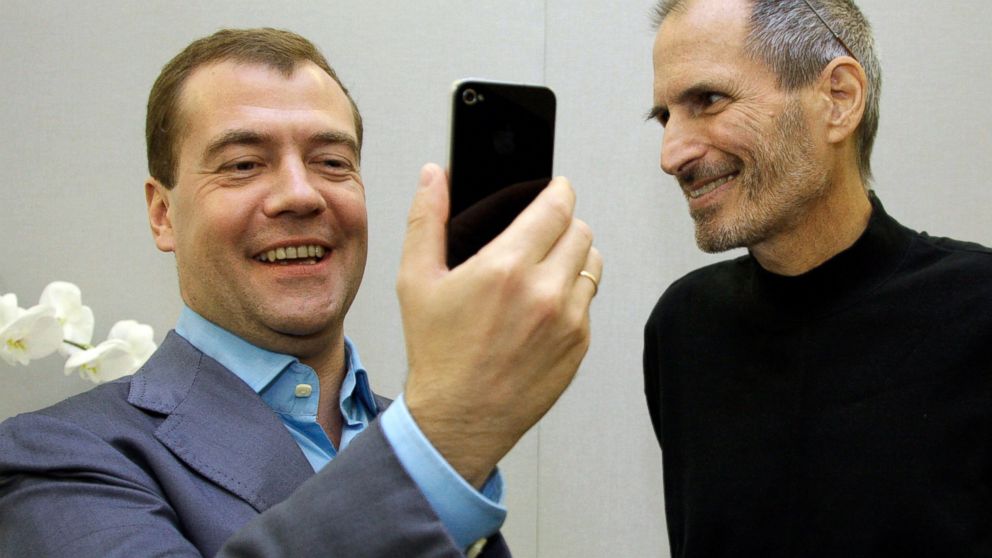 PHOTO: Prime Minister Dmitry Medvedev, seen here during his tenure as President, with Steve Jobs in this file photo taken on June 23, 2010.