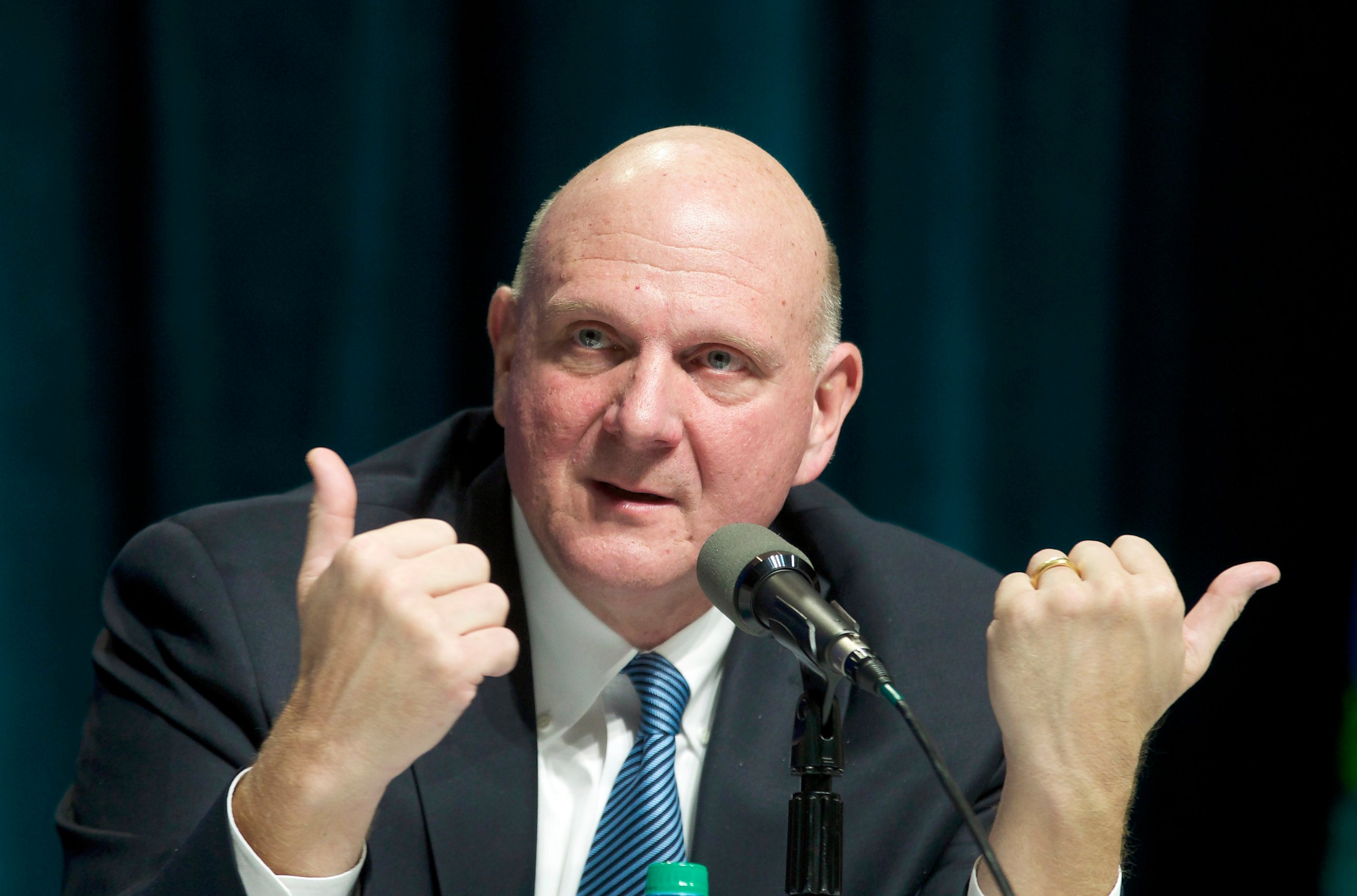 PHOTO: Former Microsoft CEO Steve Ballmer responds to a shareholder question during the Microsoft shareholders annual meeting, Nov. 19, 2013, in Bellevue, Washington.