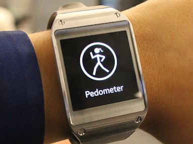 PHOTO: galaxy gear, pedometer