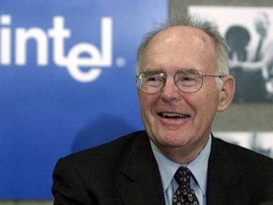Gordon Moore, co-founder and former chairman of Intel, dies at 94