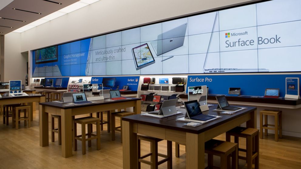 Microsoft debuts its first flagship store on New York City’s Fifth Avenue, Oct.26, 2015.