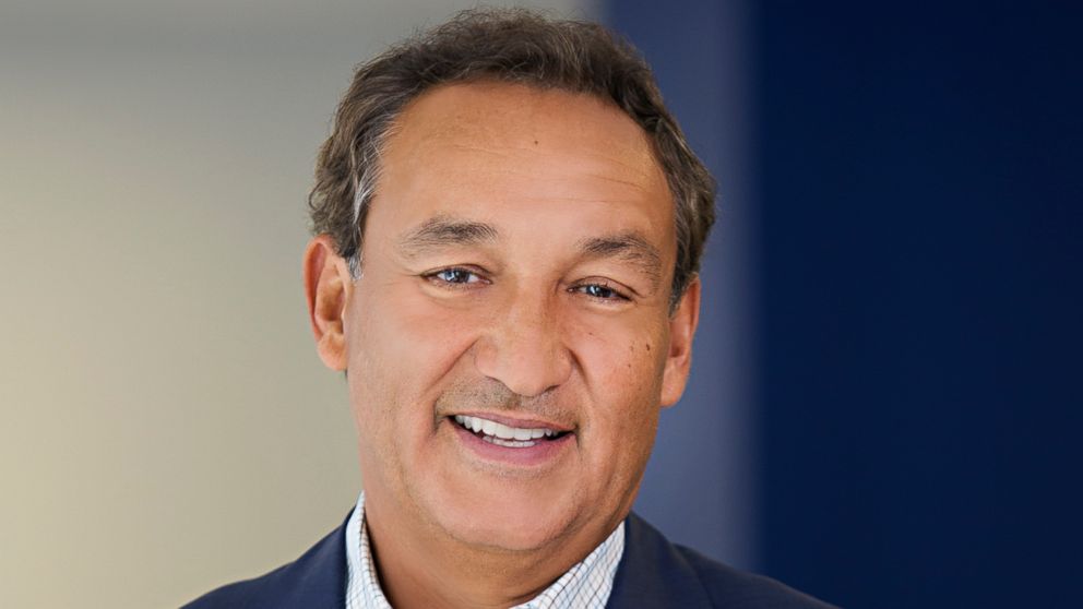 Oscar Munoz, president and chief executive officer of United Airlines. 