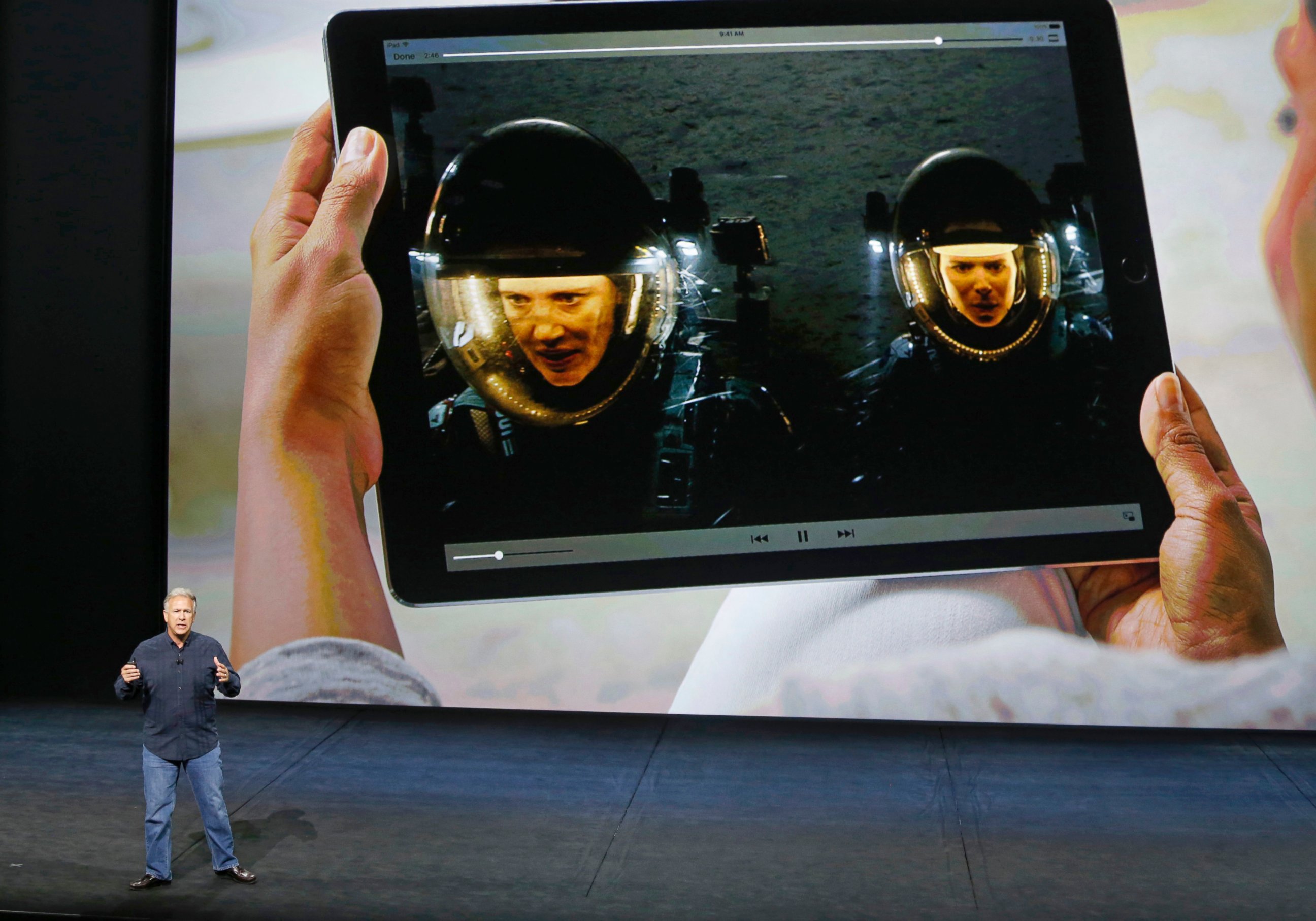 PHOTO: Phil Schiller, Senior Vice President of Worldwide Marketing at Apple Inc, speaks about the new iPad Pro during an Apple media event in San Francisco, Sept. 9, 2015.
