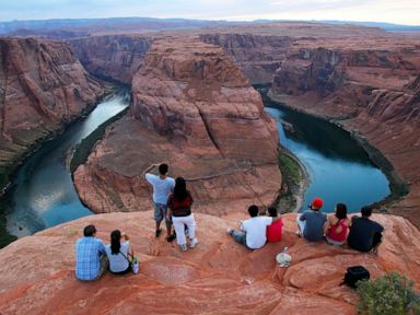 Deadline looms for western states to cut Colorado River use thumbnail