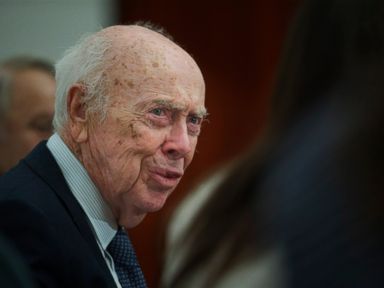 Lab revokes honors for controversial DNA scientist Watson