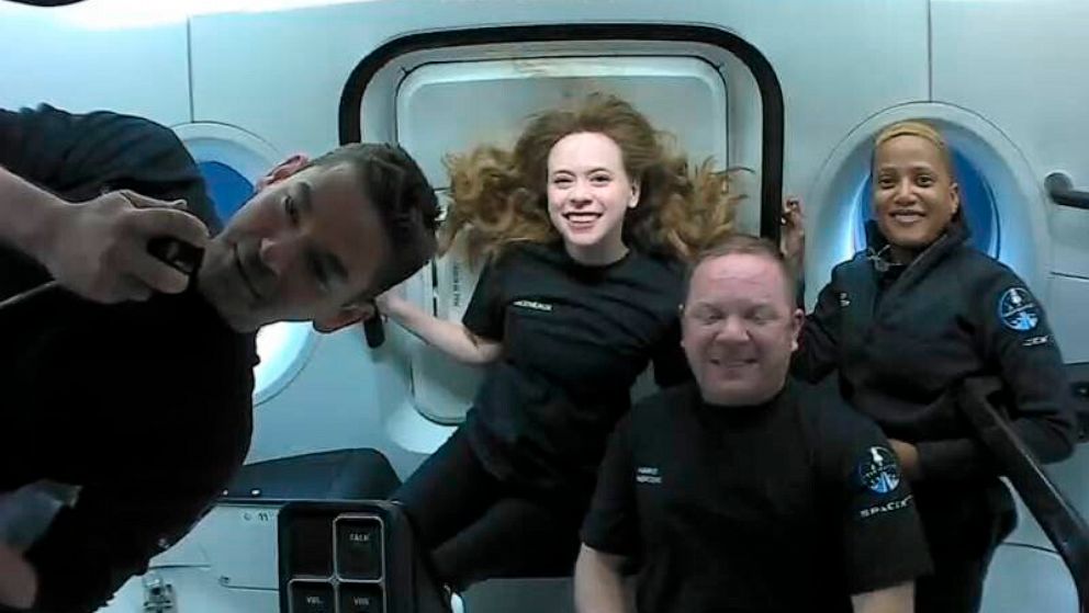 Tom Cruise gets sneak preview from SpaceX's 1st private crew