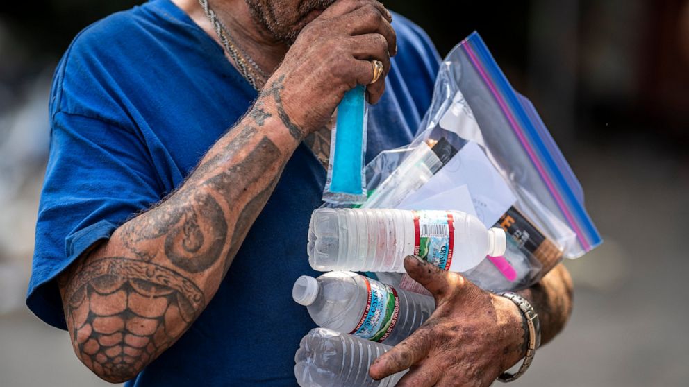 Northwest heat wave spurs help for vulnerable residents