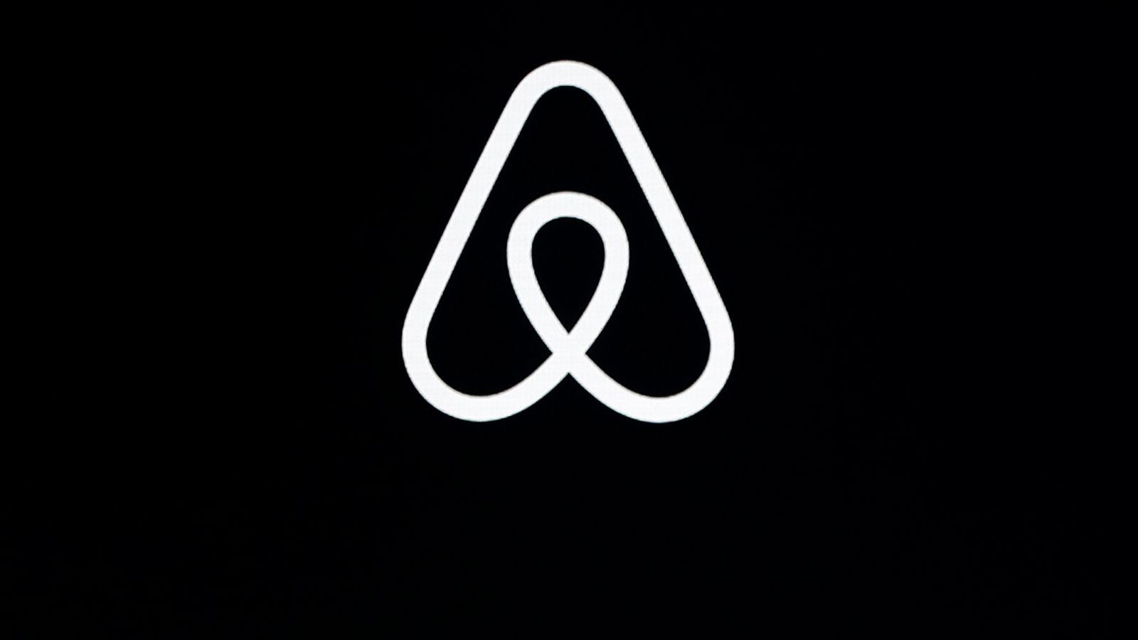Airbnb Hikes Share Price Ahead Of Expected Ipo This Week Abc News