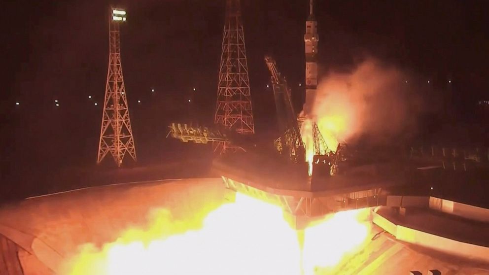 3 Russian cosmonauts arrive at International Space Station