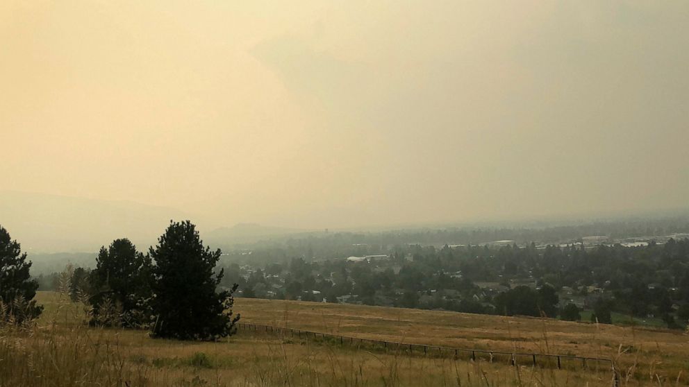 Gaps in wildfire smoke warning network leave people exposed