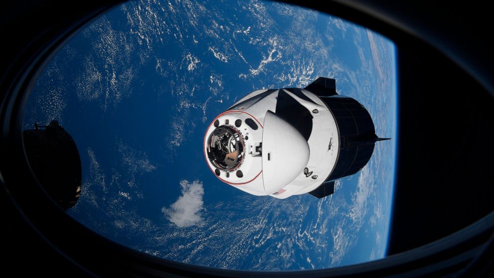 False alarm: No space junk threat after all to SpaceX crew