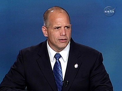 VIDEO: NASA flight director talks about tile damage to space shuttle Atlantis.