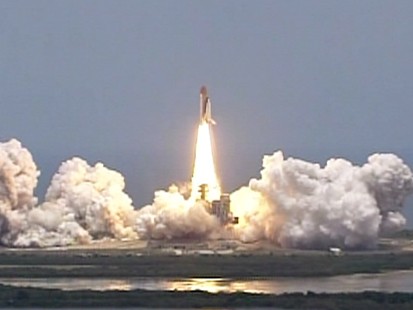VIDEO: Shuttle Atlantis launches on mission to repair the Hubble telescope.