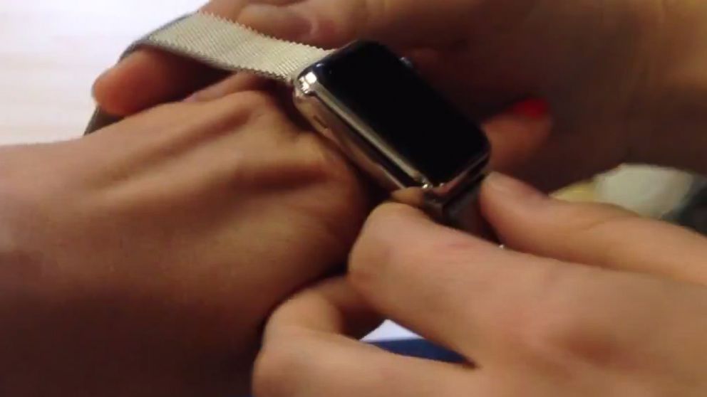 PHOTO: Alyssa Newcomb tries on the Milanese Loop Apple Watch.
