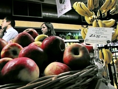 Video: Study shows that buying organic food isnt healthier.