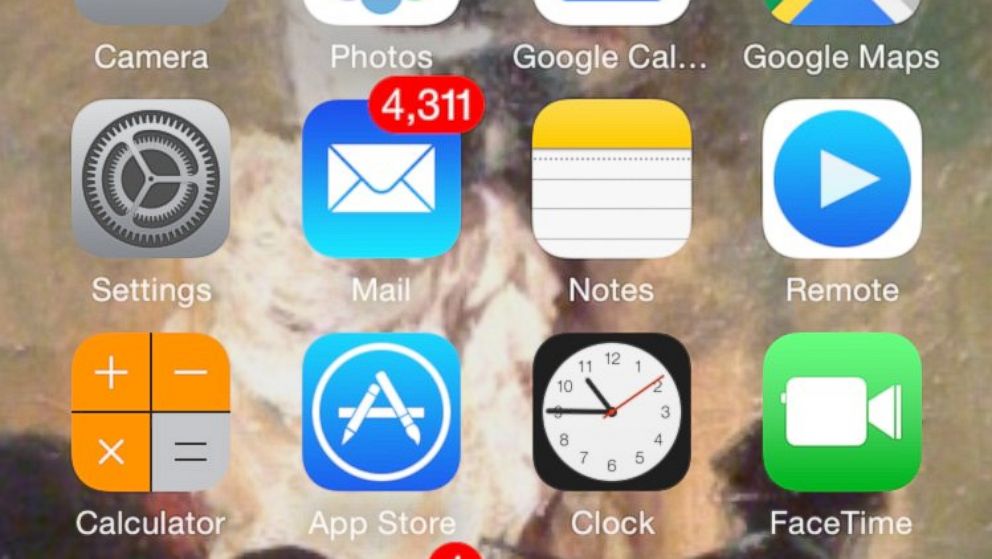PHOTO: How to effectively spring clean a cluttered email inbox.