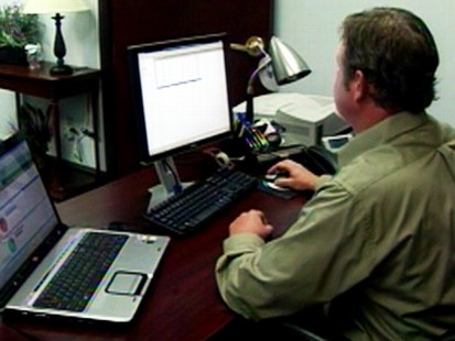 Video: Company helps you protect your privacy when social networking.