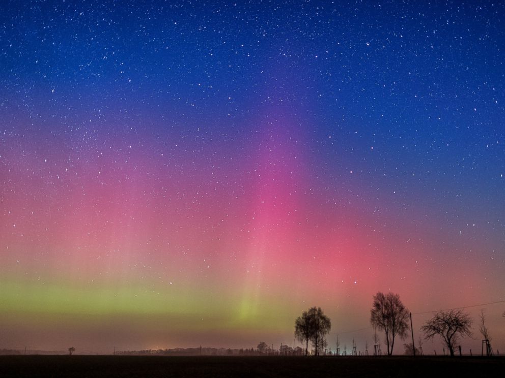 PHOTO: The Northern Lights illuminate the night sky near Lietzen, eastern Germany, in a long-exposure photograph made on March 6, 2016.