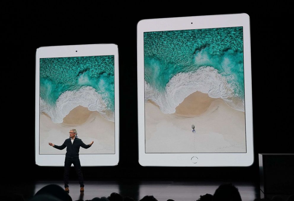 PHOTO: Tim Cook, CEO of Apple, unveils new iPads during a special event at the Brooklyn Academy of Music, Oct. 30, 2018, in New York.