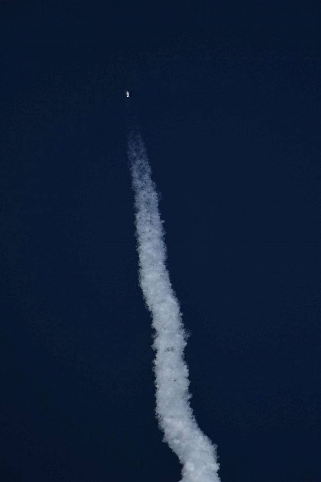 PHOTO: The New Shepard rocket launches on Oct. 13, 2021, from the West Texas region, 25 miles north of Van Horn.