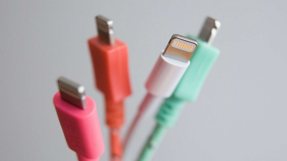 EU proposes legislation requiring all mobile devices, including iPhones, use a universal charger