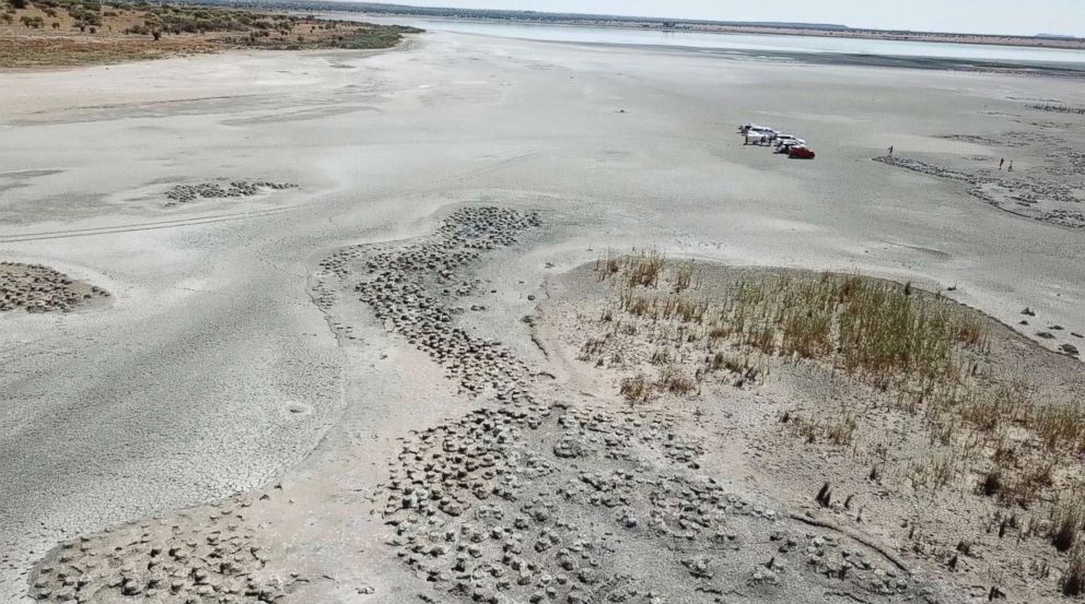 PHOTO: An aerial view of the drough-affected Kamfer Dam, in Kimberley, South Africa, Jan. 27, 2019.