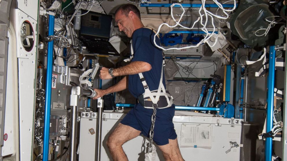 PHOTO: Life aboard the International Space Station
