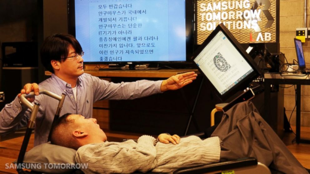 Samsung unveiled the EYECAN+, a second generation mouse that allows people with disabilities to composed and edit documents with their eyes. 
