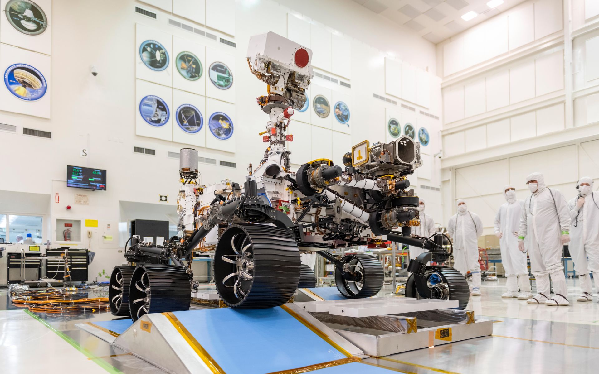PHOTO: In a clean room at NASA's Jet Propulsion Laboratory in Pasadena, Calif., engineers observed the first driving test for NASA's Mars 2020 rover on Dec. 17, 2019.