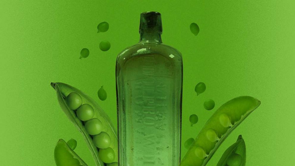 PHOTO: A collage of a bottle of gin and peas.
