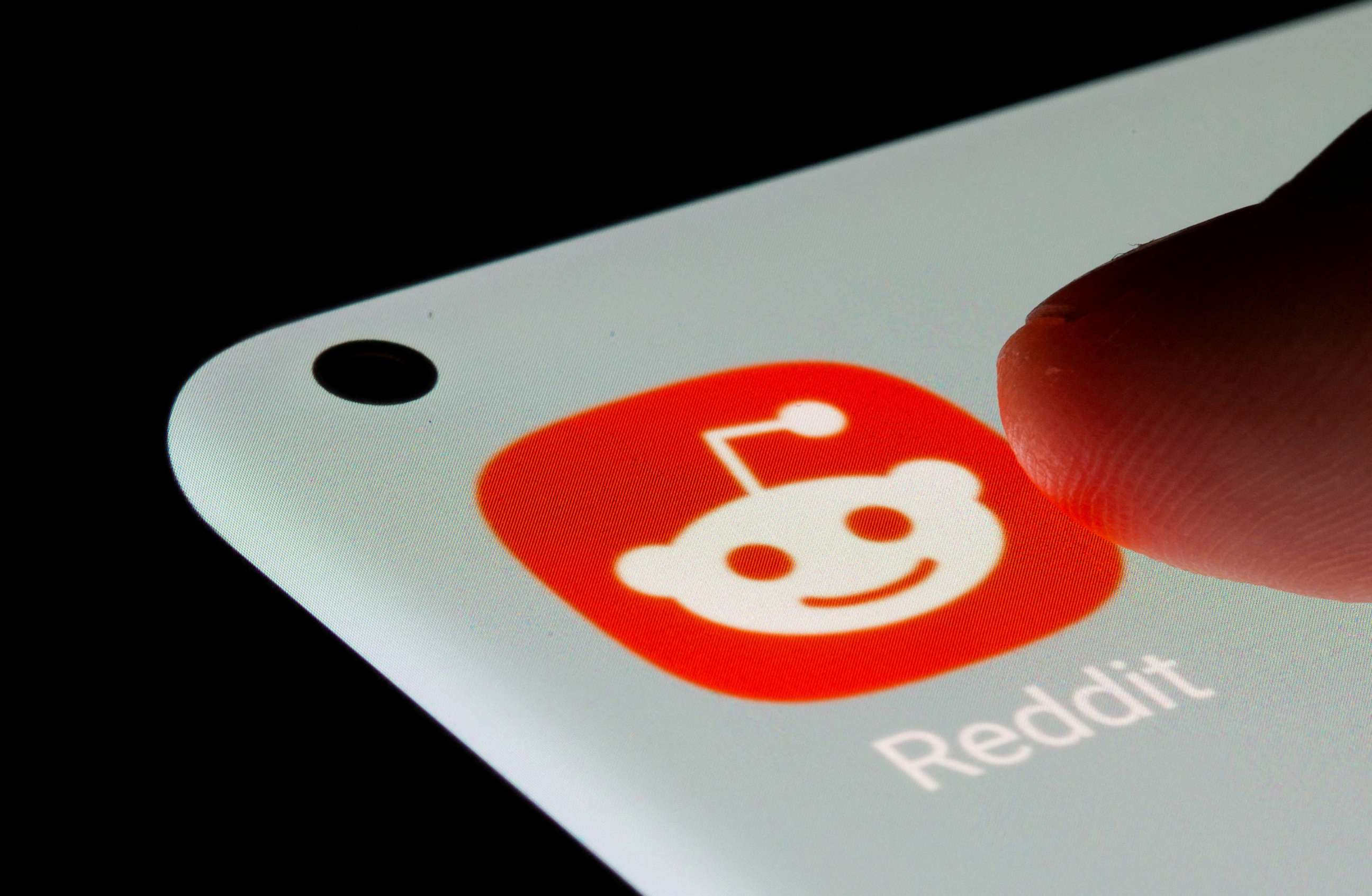 PHOTO: The Reddit app is seen on a smartphone, July 13, 2021.