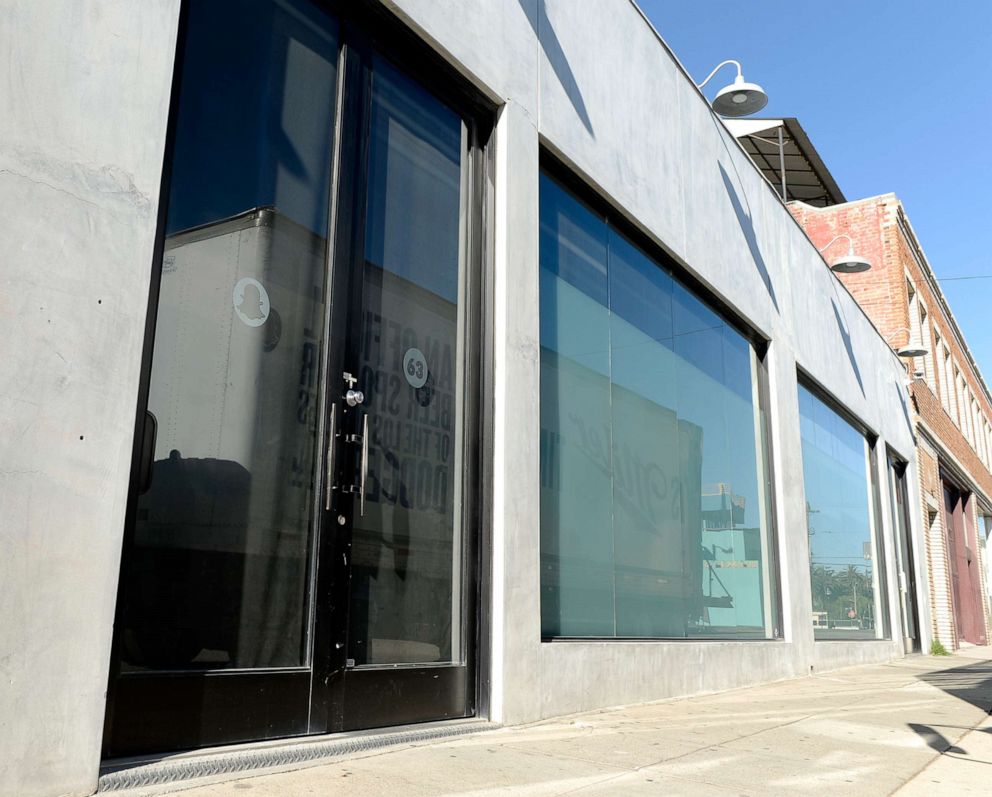 PHOTO: In this Nov. 14, 2013, file photo, the headquarters of Snapchat is shown in Venice, Calif.