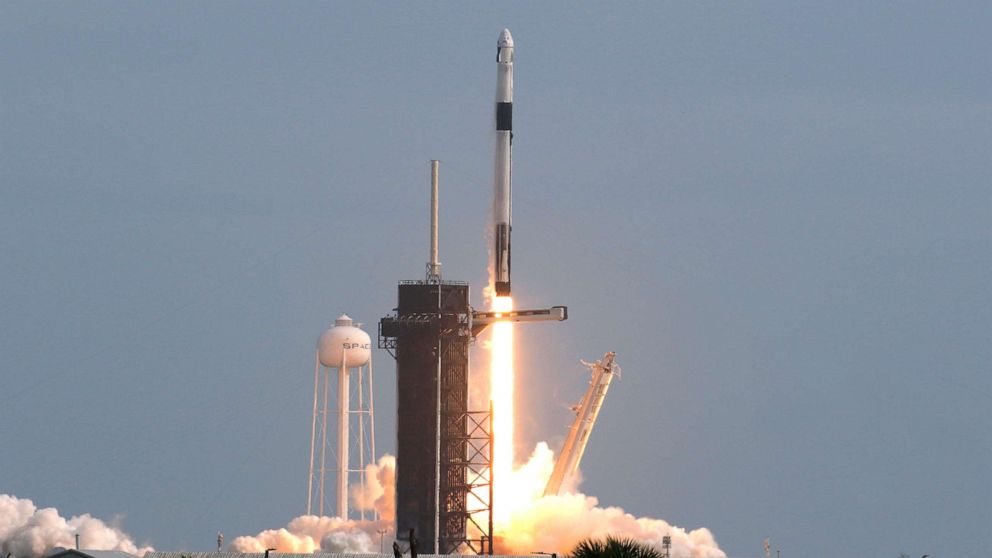 SpaceX planning to blow up rocket