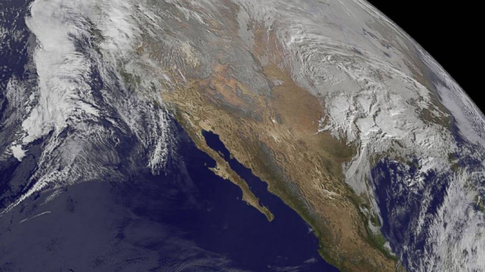 NASA Shares View of Massive Winter Storm From Space - ABC News
