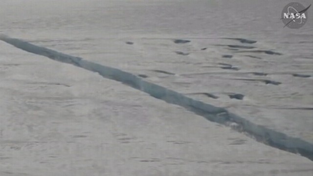 VIDEO: NASAs IceBridge team finds 18 mile fissure in Antarcticas Pine Island Glacier.