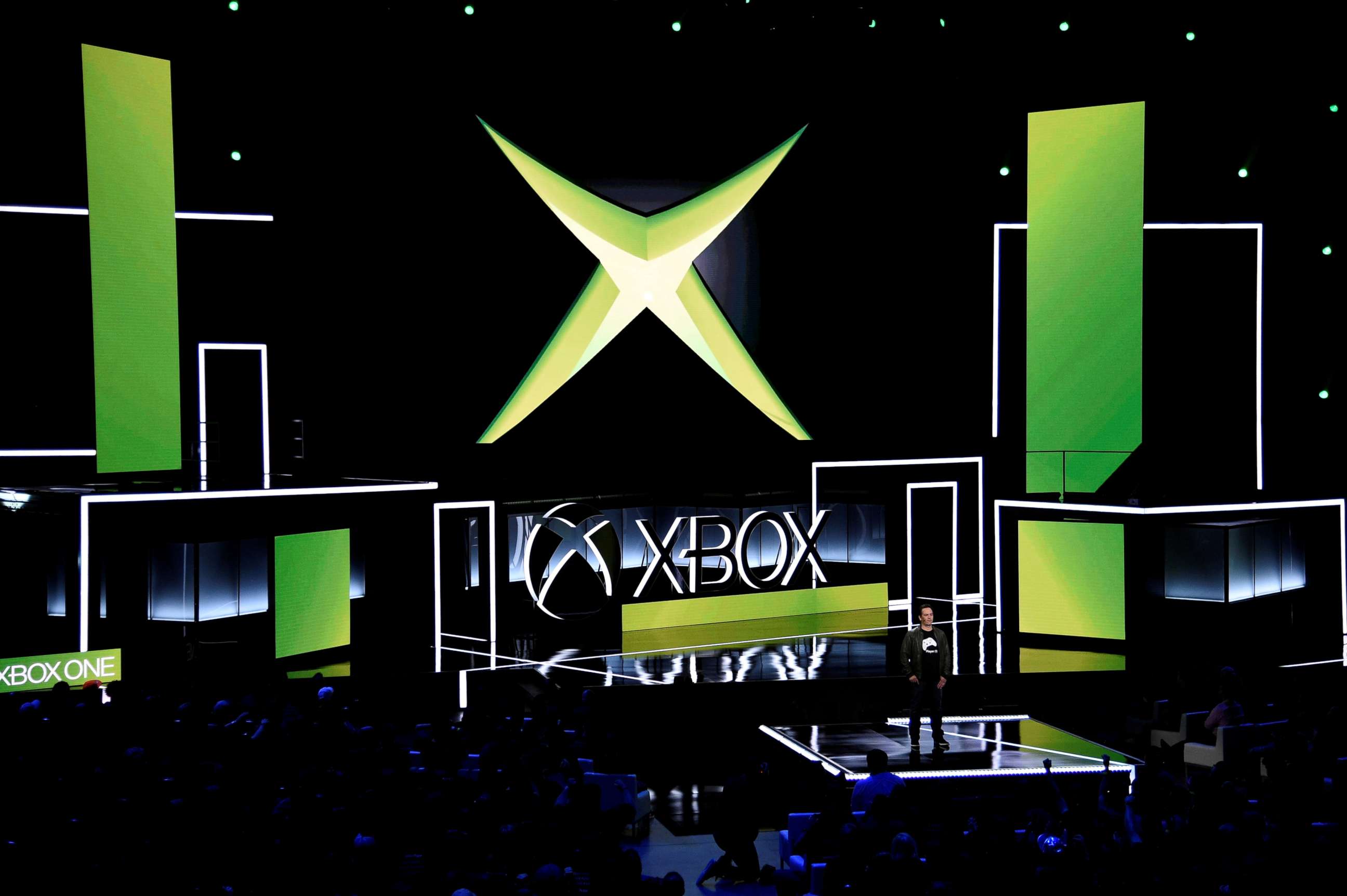 Xbox 20 Year Anniversary: How an American Video Game Empire Was Born -  Bloomberg