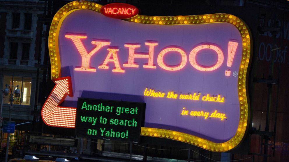 PHOTO: A Yahoo billboard lights up atop the Hard Rock Cafe Marquee in New York during an event to promote Yahoo Answers, June 13, 2006.