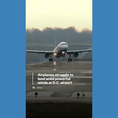 VIDEO: Airplanes struggle to land amid powerful winds at D.C. airport