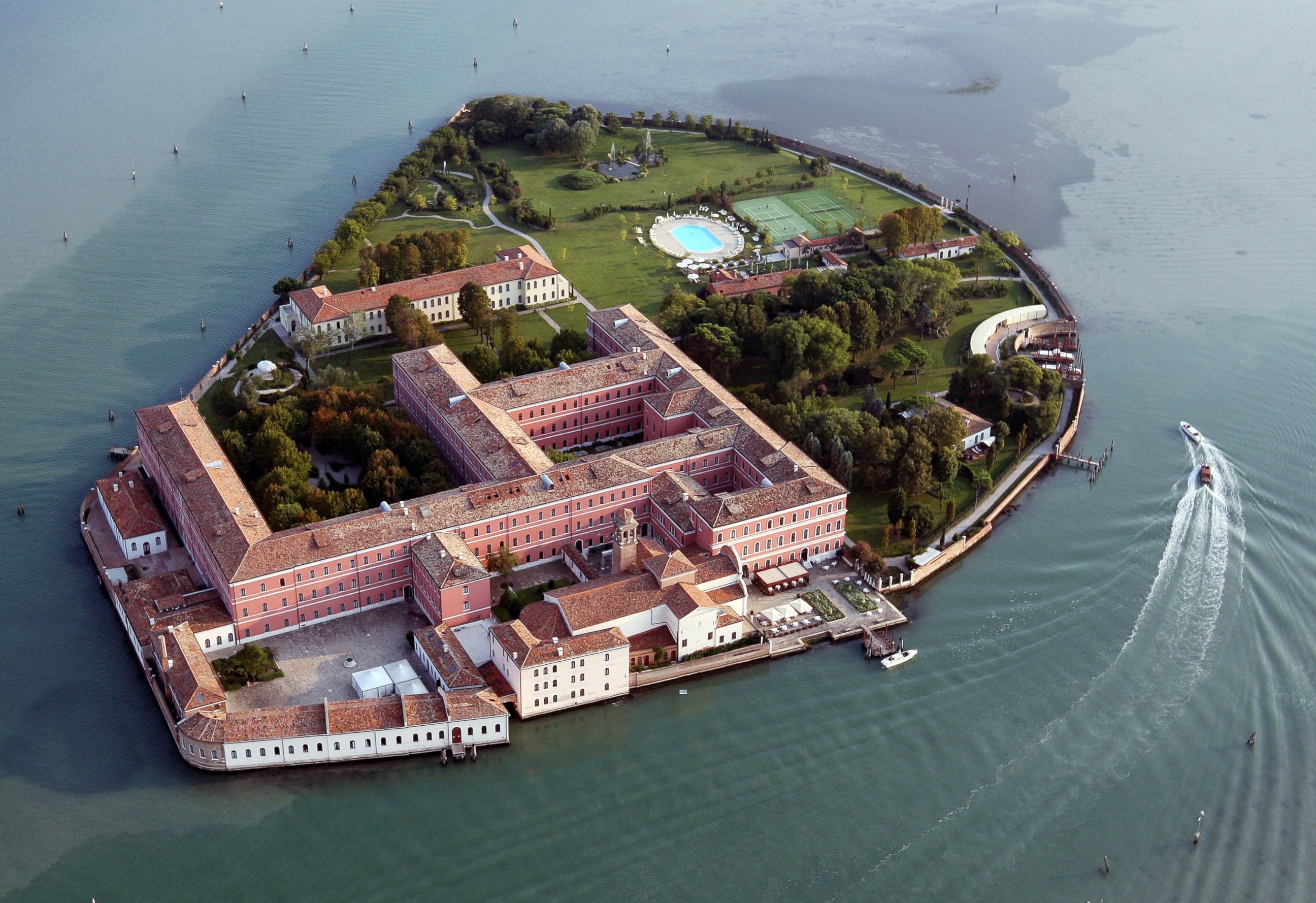 PHOTO: The San Clemente Palace Hotel & Resort is pictured on Sept. 1, 2008 in Venice, Italy.  
