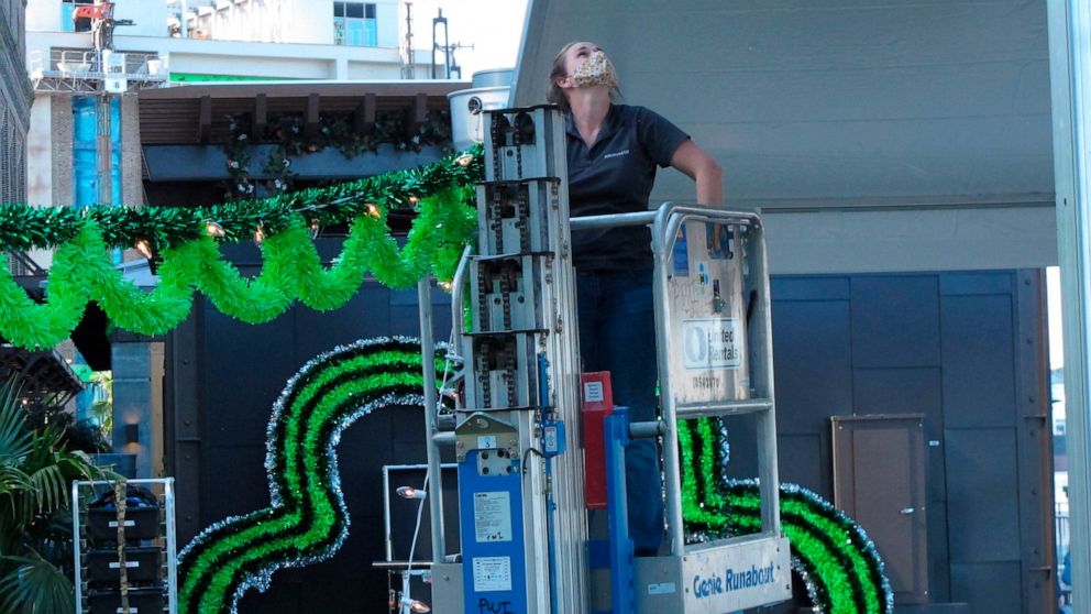 Savannah Expects St Patrick S Crowds Possible Virus Surge Abc News