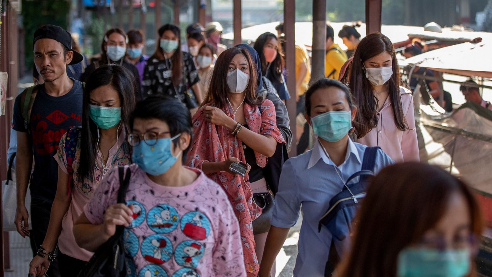 Asian demand for face masks soars on fears of Chinese virus - ABC News