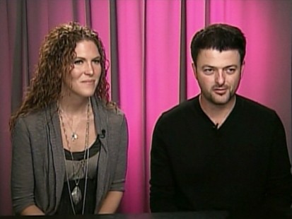 VIDEO: A romance blossoms between two people from the flight that landed in the Hudson.
