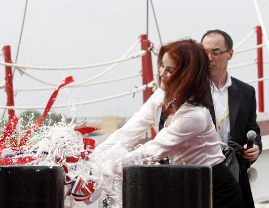 famous-cruise-ship-godmothers-picture-famous-cruise-ship-godmothers