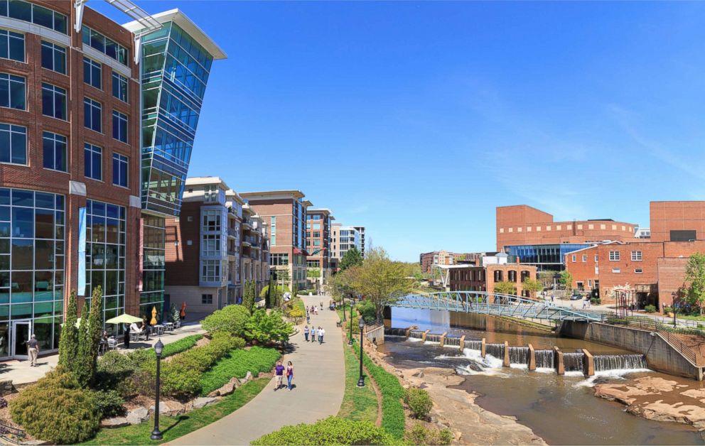 PHOTO: Falls Park on the Reedy, Greenville, South Carolina.